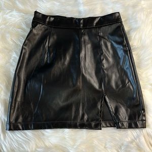 Black Faux Leather Mini Skirt with Slit Size XS